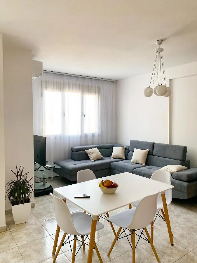 Zinas Apartment location